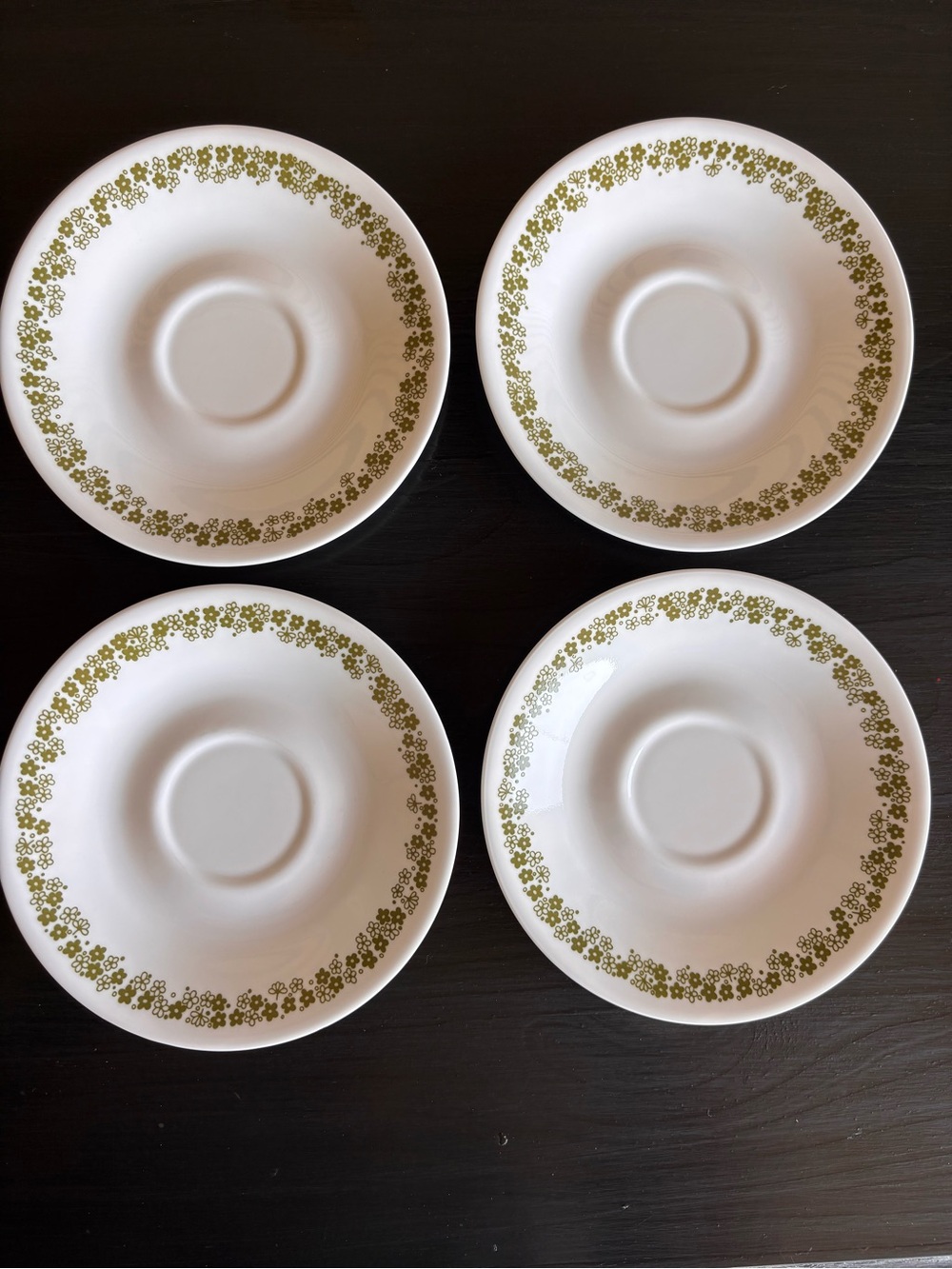 Corelle By Corning Spring Blossom Crazy Daisy Tea Coffee Saucers Set of 4 1970s